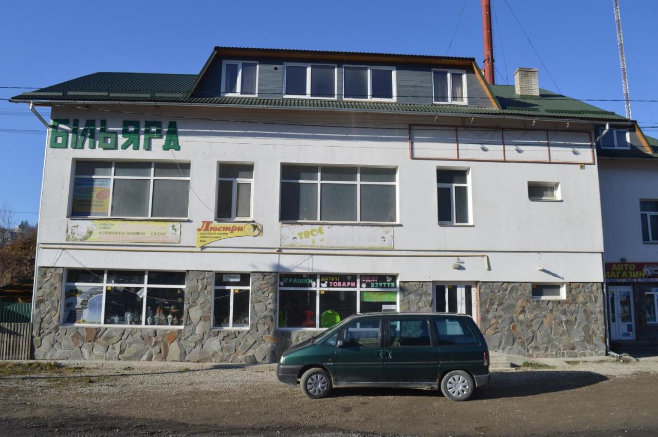 Guest House Mansarda Yaremche Eksteriør billede